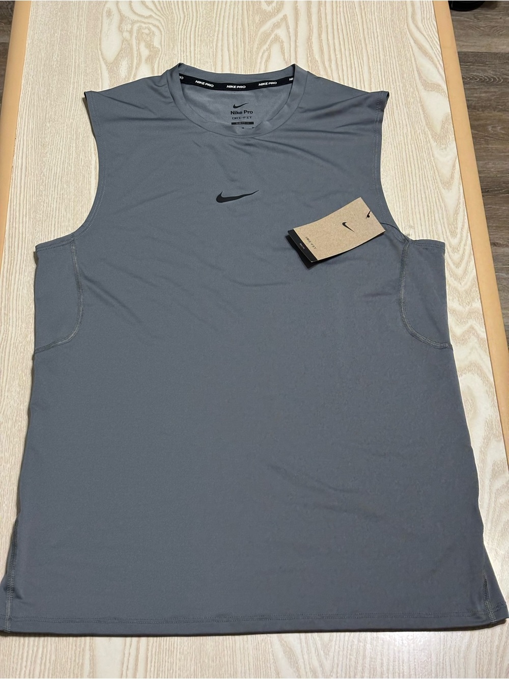 Nike Men’s Sleeveless Training Tank - Gray